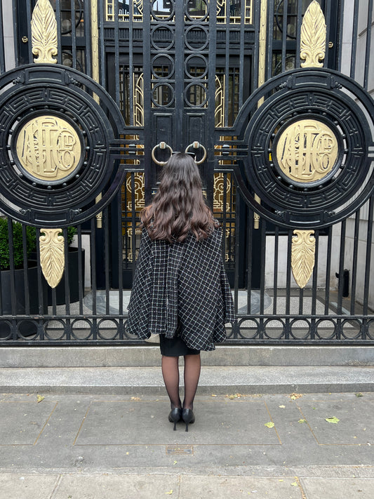 Elegant Cloak Nightfall