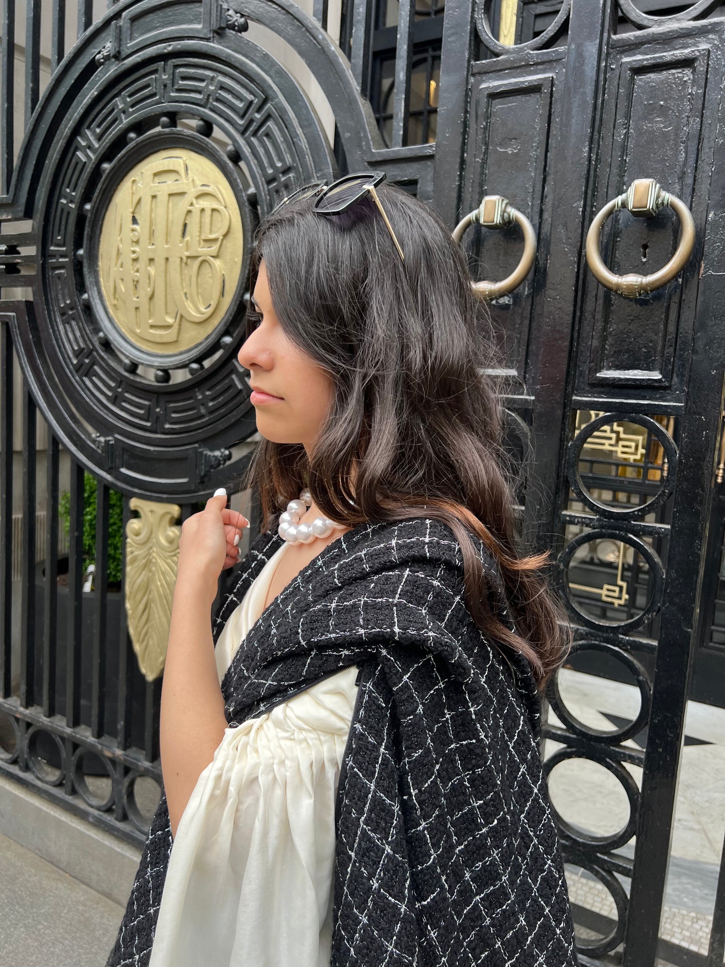 Elegant Cloak Nightfall